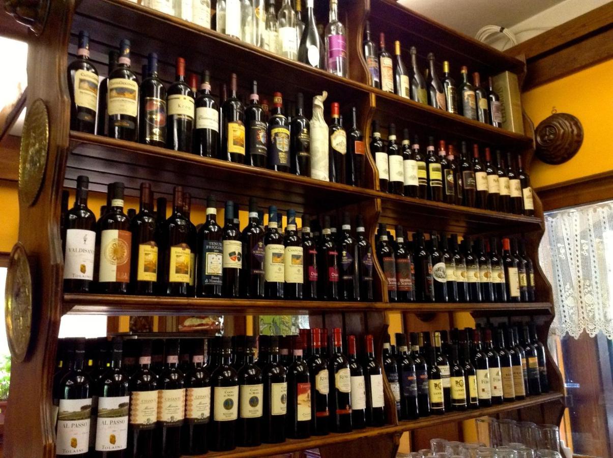 Albergo Ristorante Da Carlino Castelnuovo di Garfagnana Εξωτερικό φωτογραφία